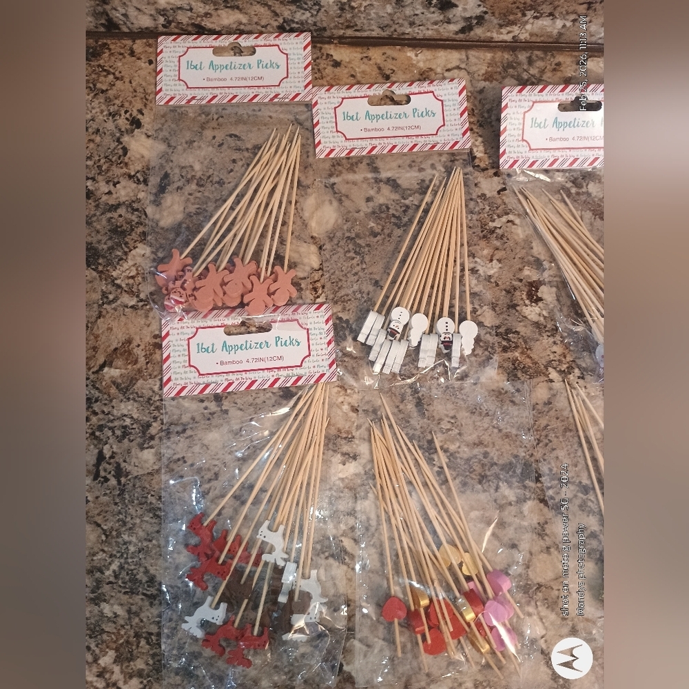 Holiday Party Toothpick Set - Assorted Colors All New - Picture 2 of 2